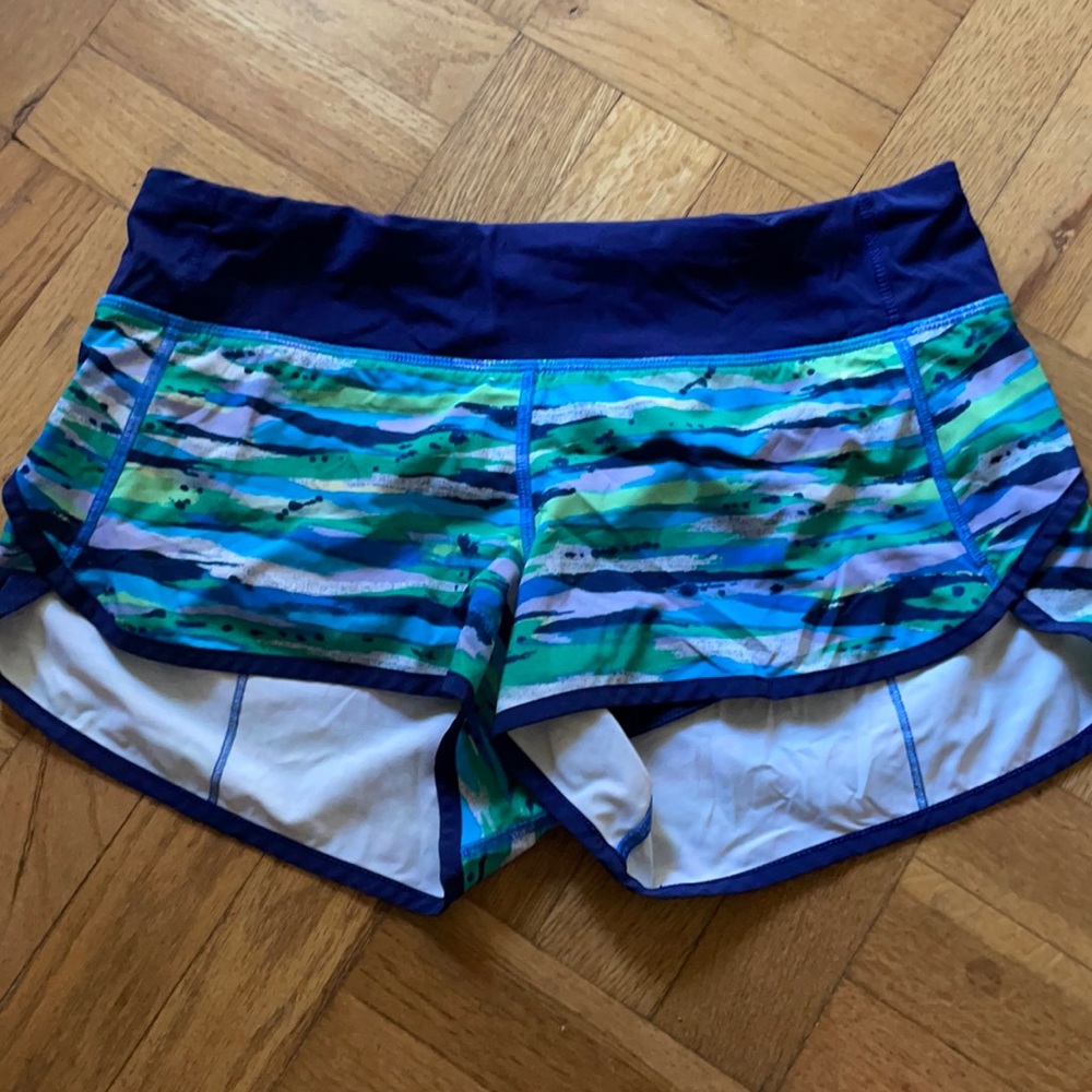 Lululemon Speed Shorts size 6